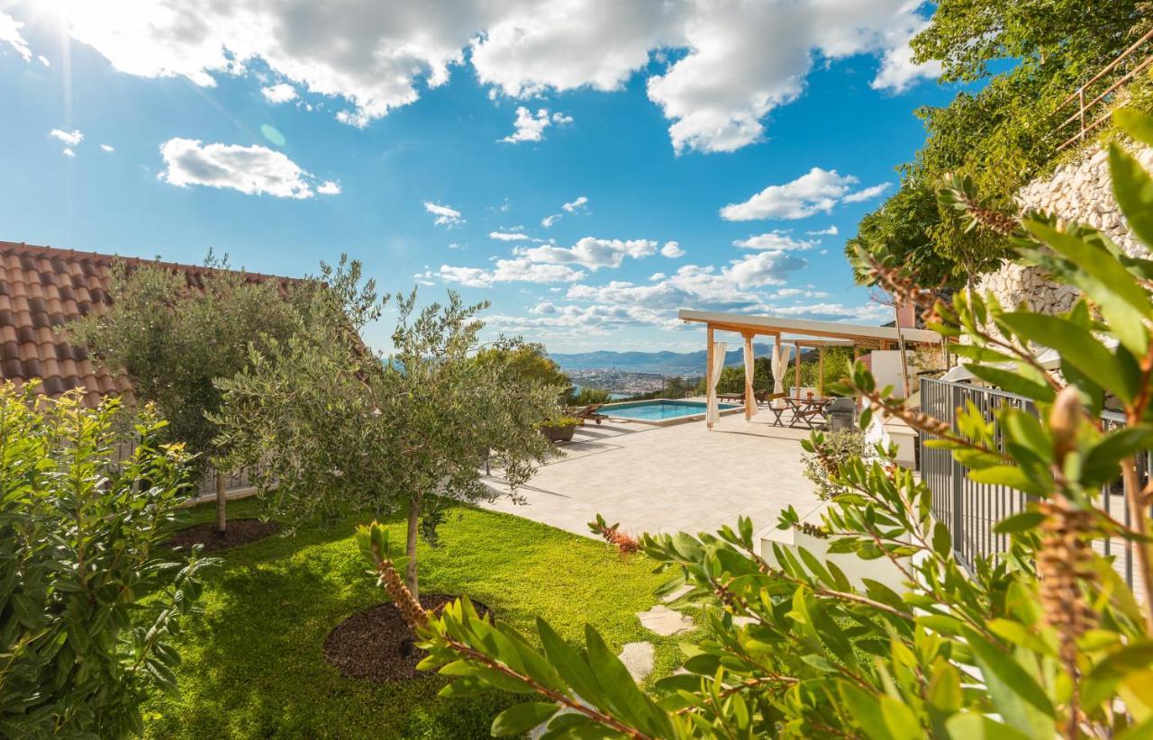 Villa Old Stone House Gp Podstrana Exterior foto