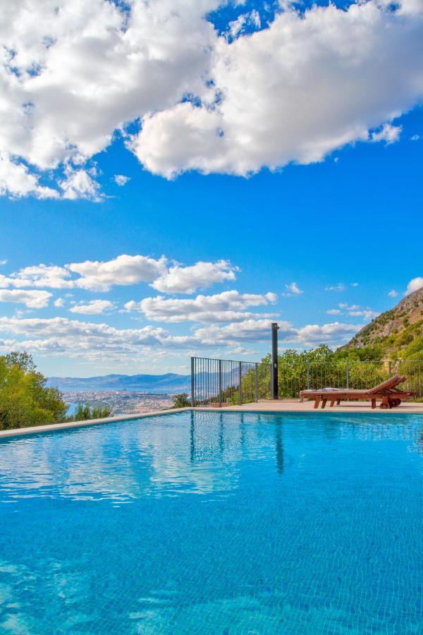 Villa Old Stone House Gp Podstrana Exterior foto